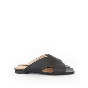 CIRCLE SLIDE BLACK FAUX-NAPPA